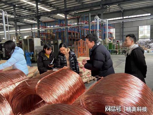 安萊特集團:熱烈歡迎大邑縣宣傳部彭部長一行蒞臨工廠參觀考察!